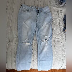 Universal Thread Light Blue Straight Leg Jeans
